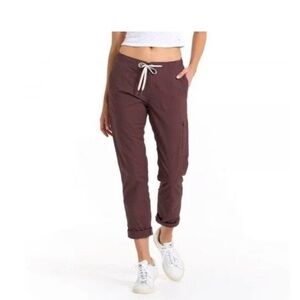 Vuori Ripstop pants in maroon